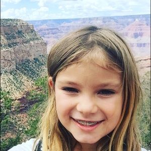 Meet your Posher, Sidney